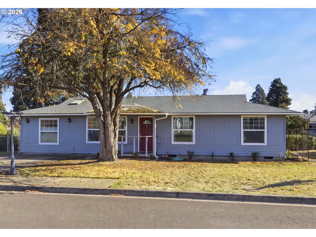 1033 S 34th Pl