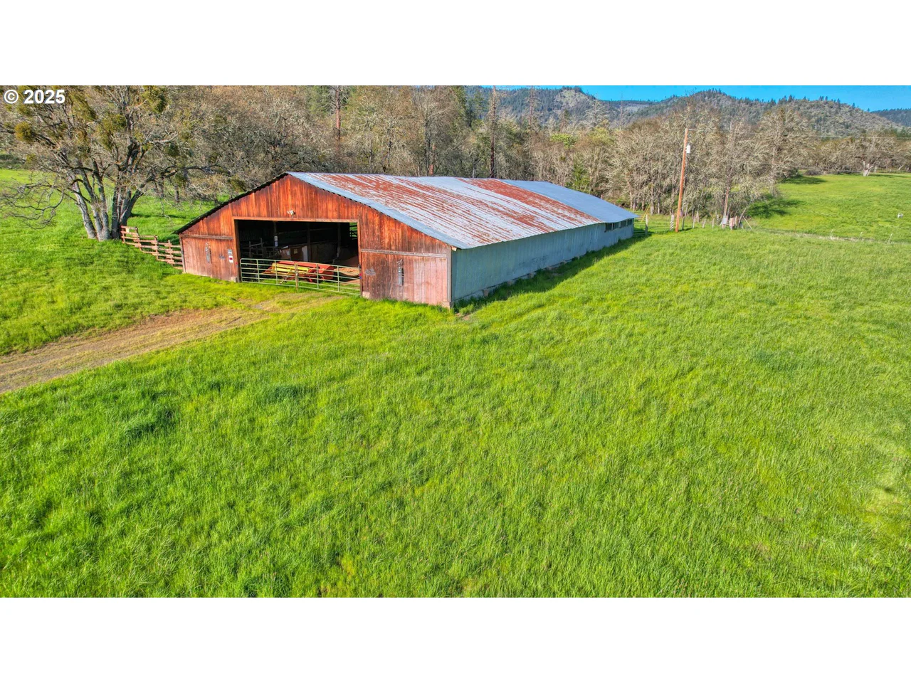 858 MISSOURI FLAT RD, Grants Pass, OR 97527, photo 5 of 5