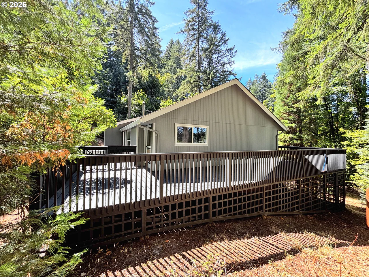 867 S 71st ST, Springfield, OR 97478, photo 4 of 48