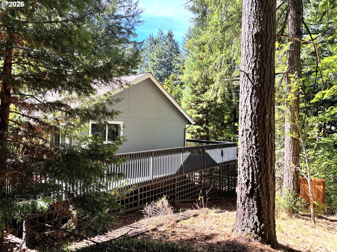 867 S 71st ST, Springfield, OR 97478, photo 5 of 48