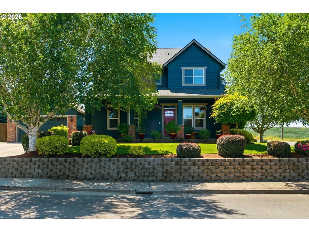 844 NW Fred St