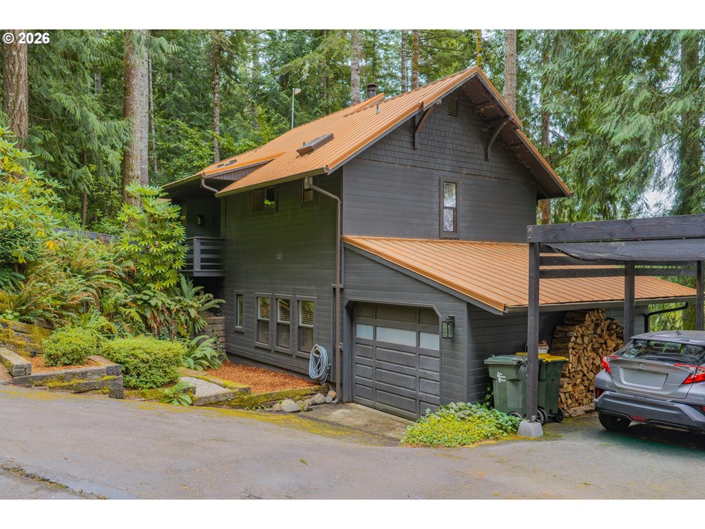 5696 Mercer Creek Dr