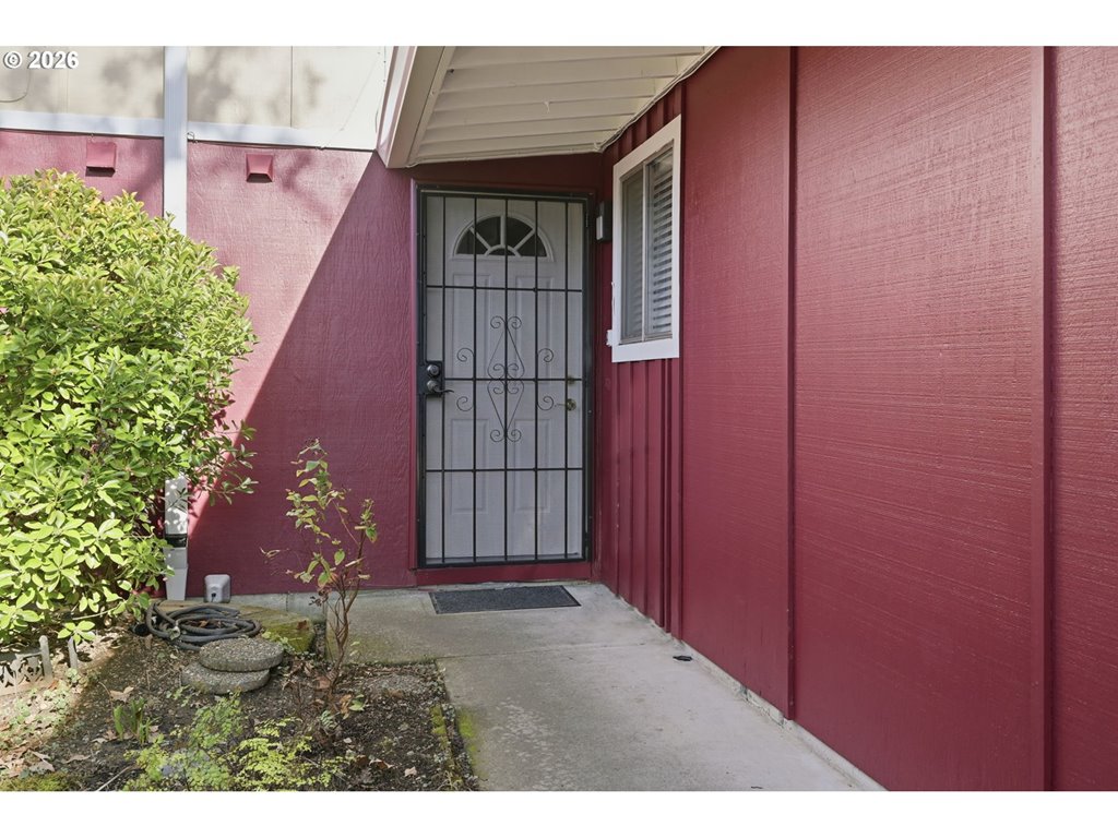 1326 Quaker St