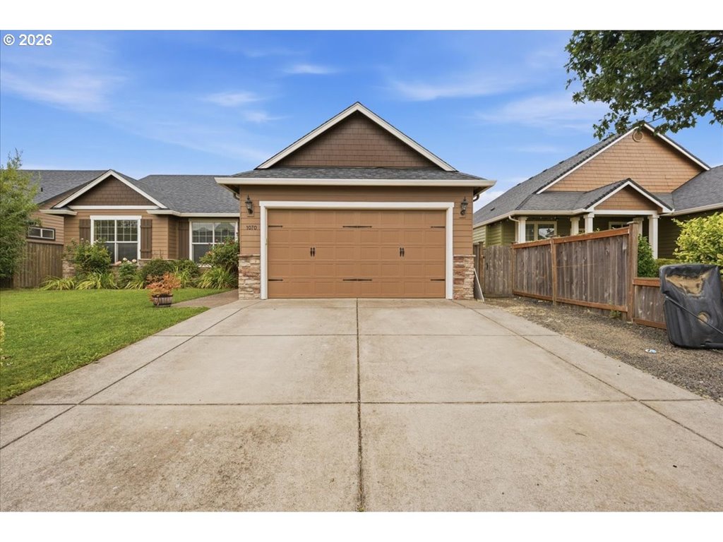1070 Prairie Meadows Ave