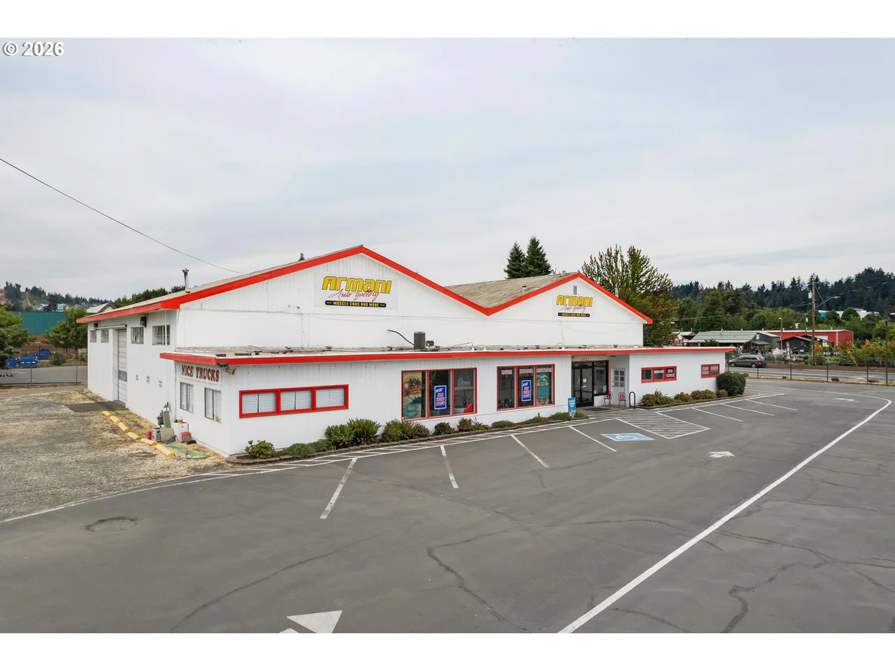 3521 FRANKLIN BLVD, Eugene, OR 97403, photo 2 of 47