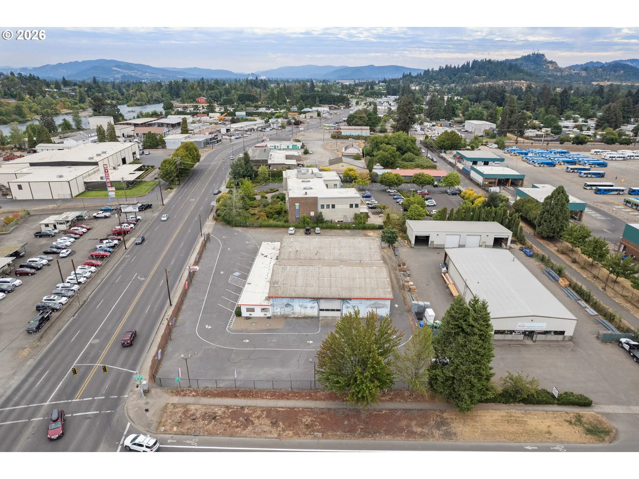3521 FRANKLIN BLVD, Eugene, OR 97403, photo 6 of 47
