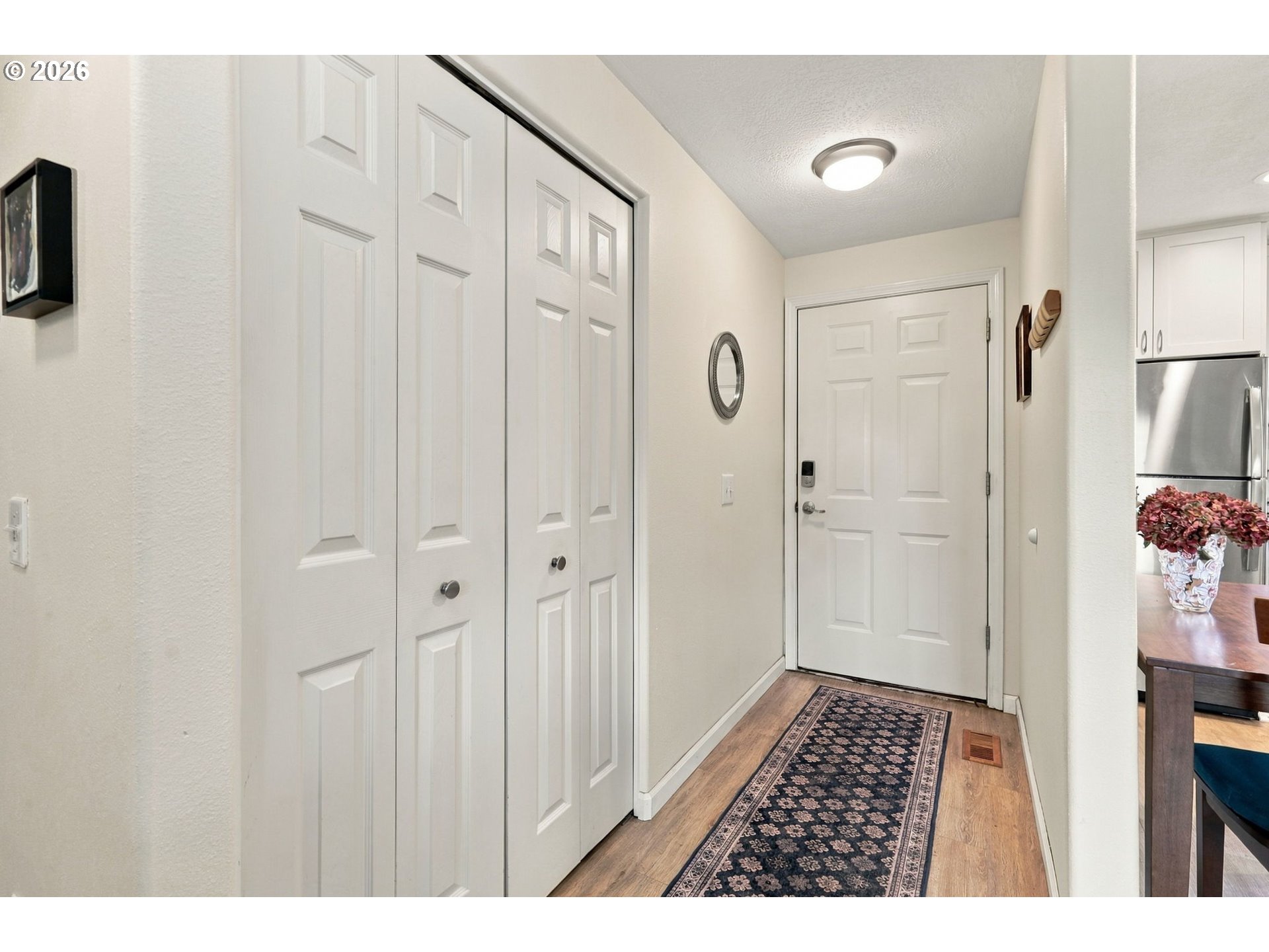 1008 W L ST, Springfield, OR 97477, photo 2 of 29
