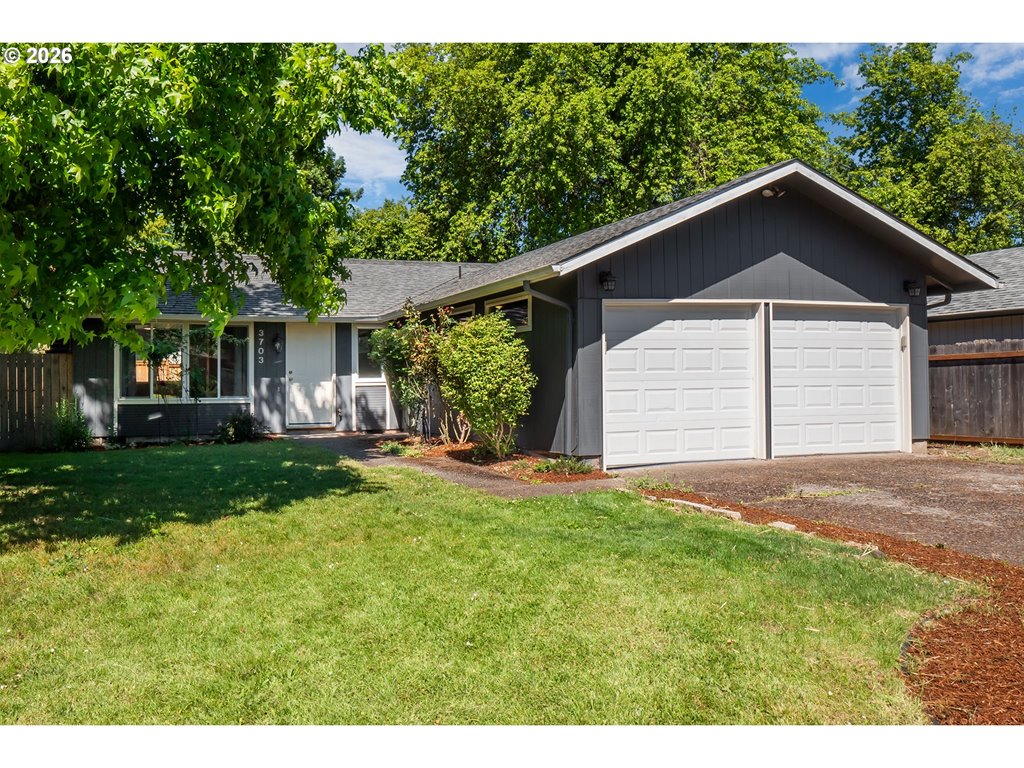 3703 Peppertree Dr