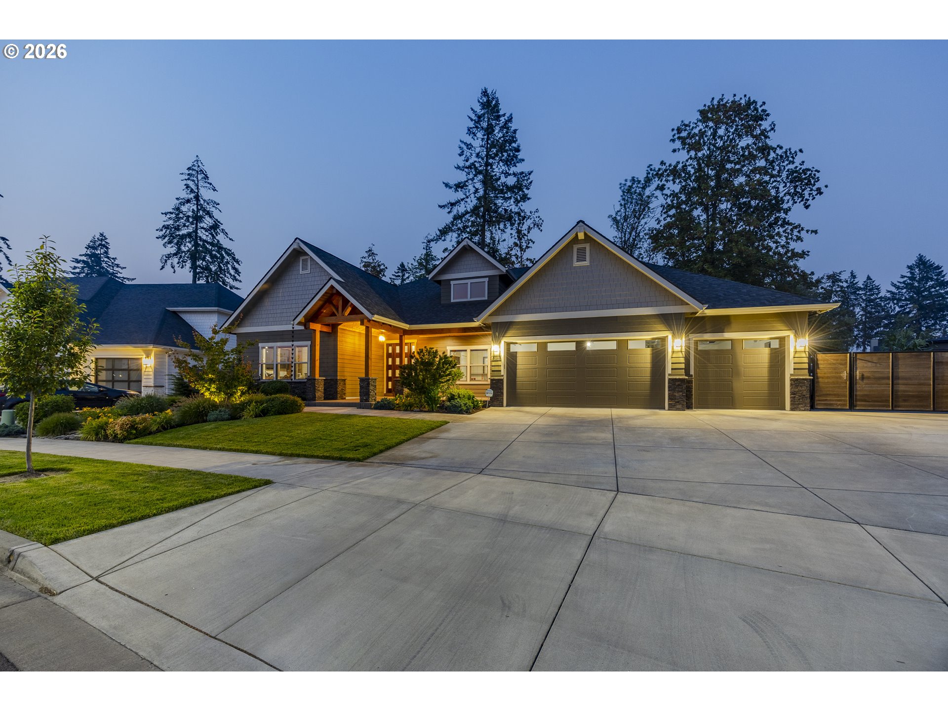 1822 JOHN DAY DR, Eugene, OR 97408, photo 2 of 48