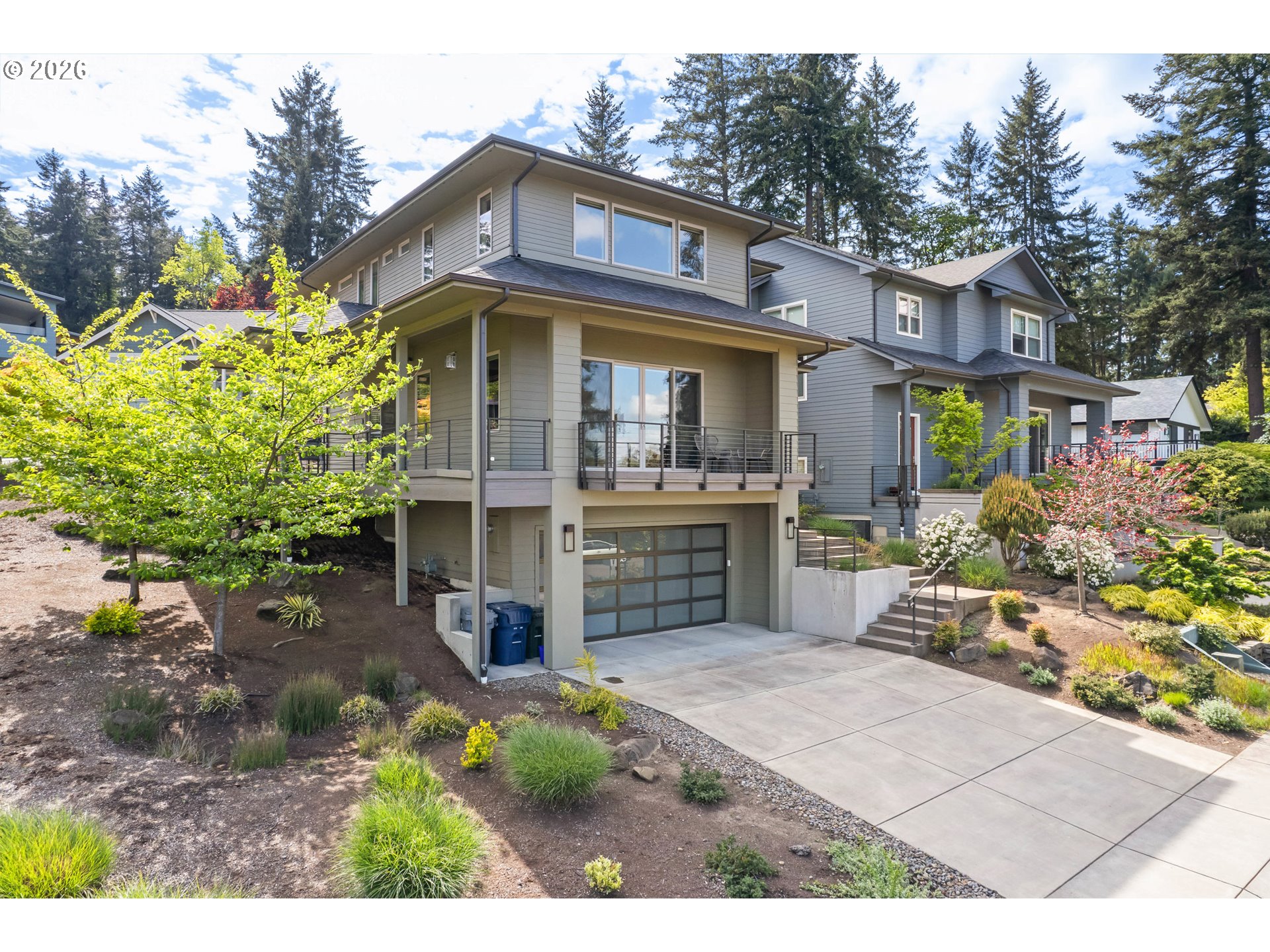 2490 PANORAMA DR, Eugene, OR 97405, photo 2 of 44