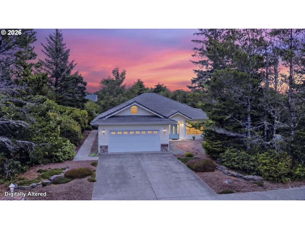 131 Shoreline Dr