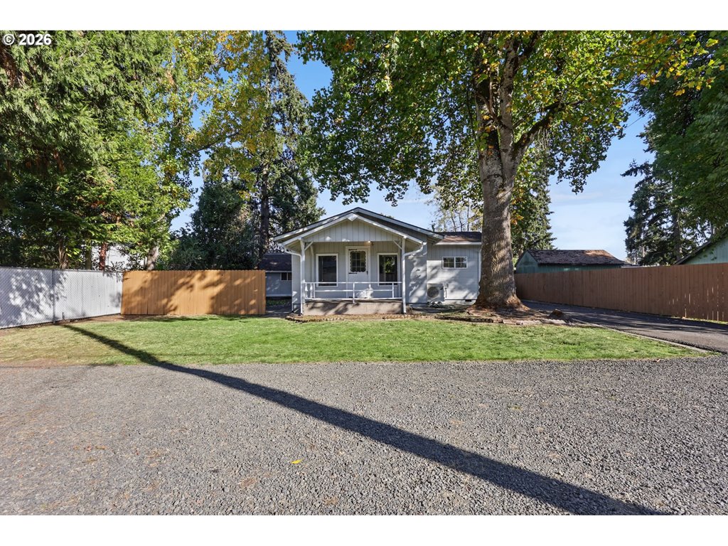 2620 G ST
