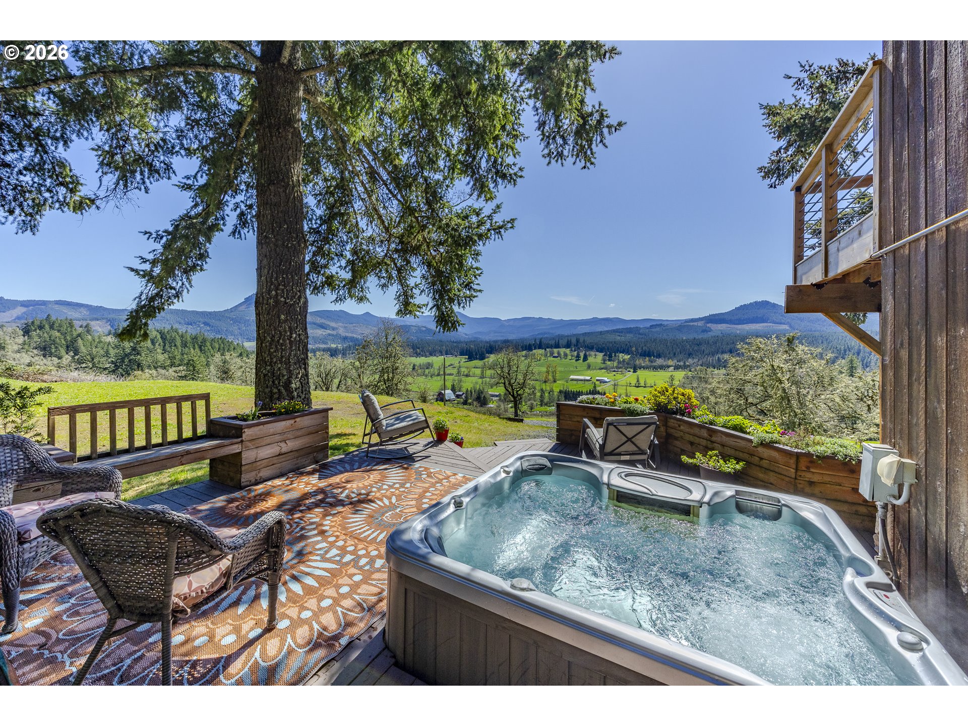 38289 HAROLDS RD, Dexter, OR 97431, photo 3 of 48