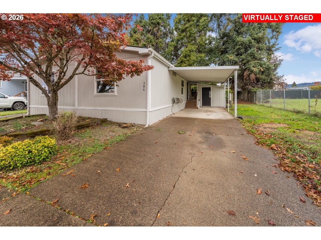 386 Lochaven Ave