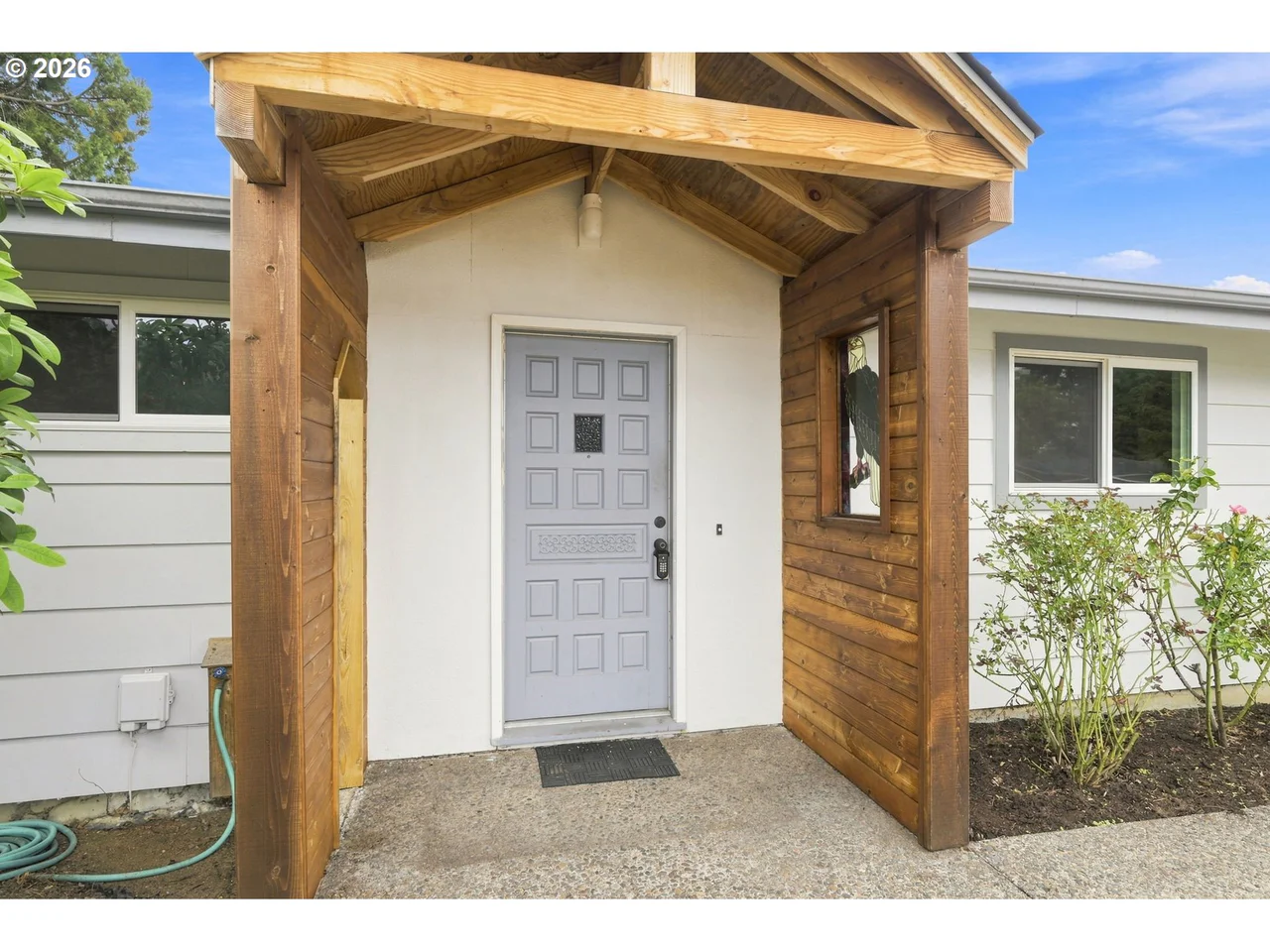 2040 PRINCETON DR, Eugene, OR 97405, photo 5 of 41