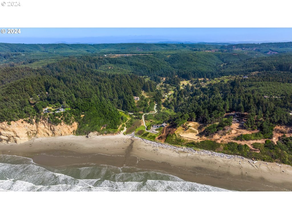 00 1807 Agate LN, Bandon, OR 97411, photo 6 of 12
