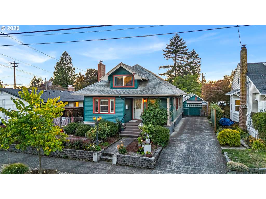 1115 NE 70th Ave