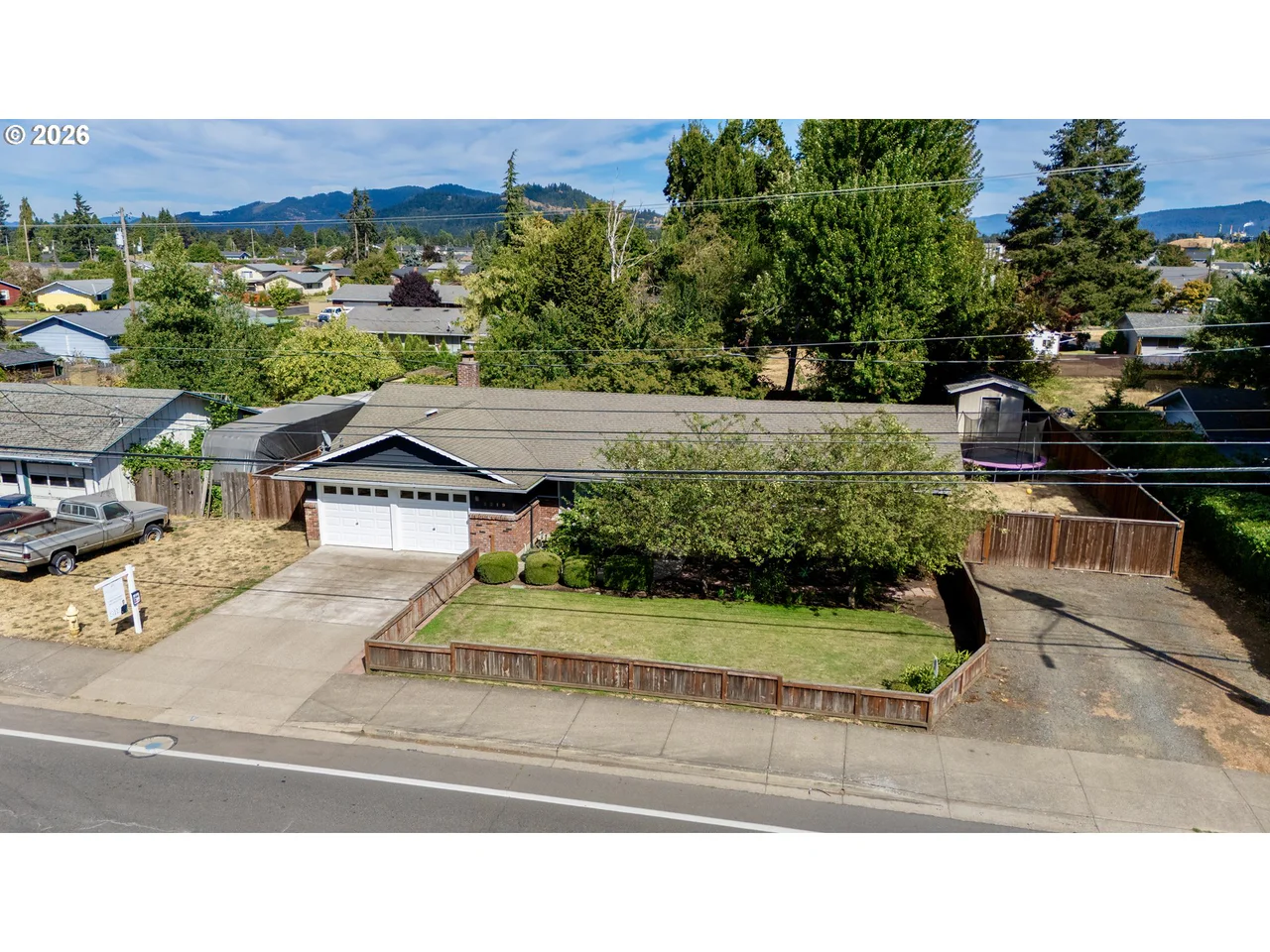 2219 19TH ST, Springfield, OR 97477, photo 4 of 44