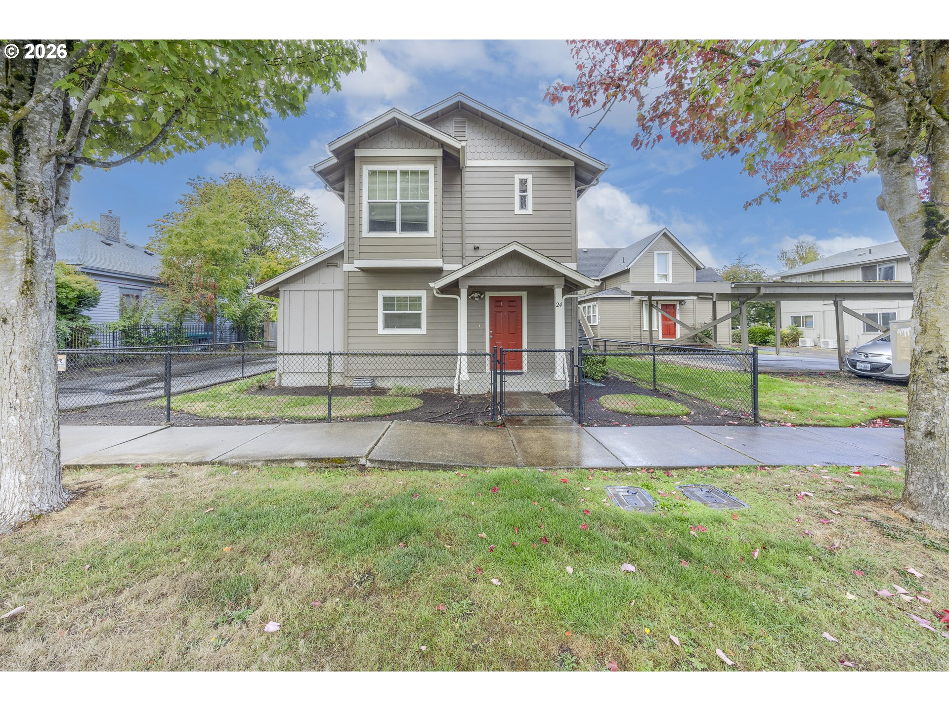 25 N JEFFERSON ALY, Eugene, OR 97402, photo 6 of 20