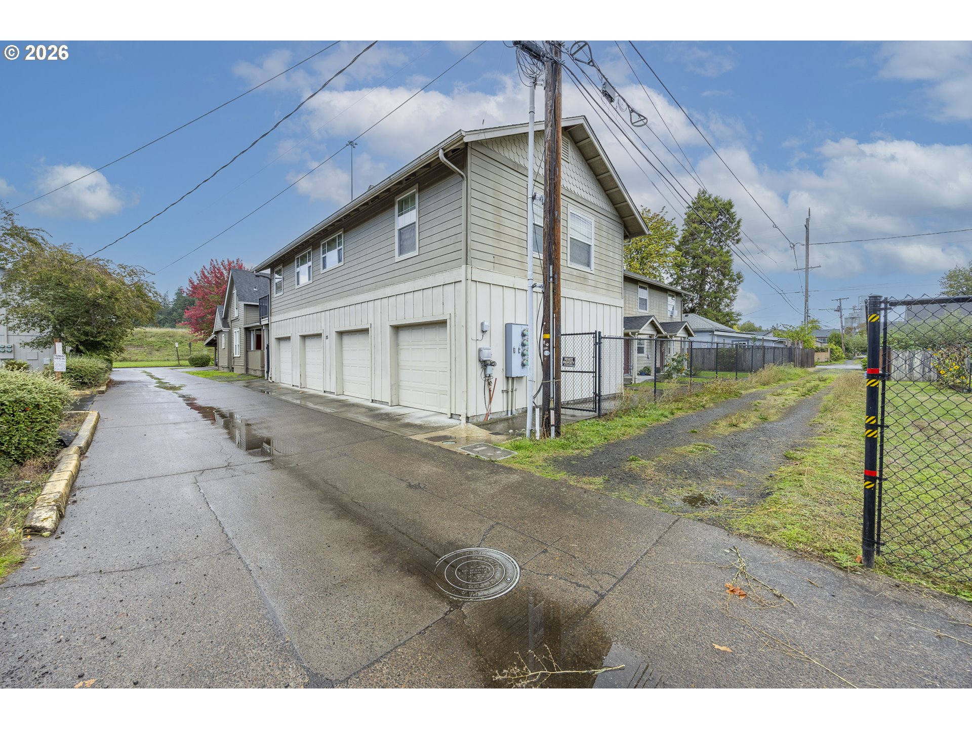 25 N JEFFERSON ALY, Eugene, OR 97402, photo 5 of 20