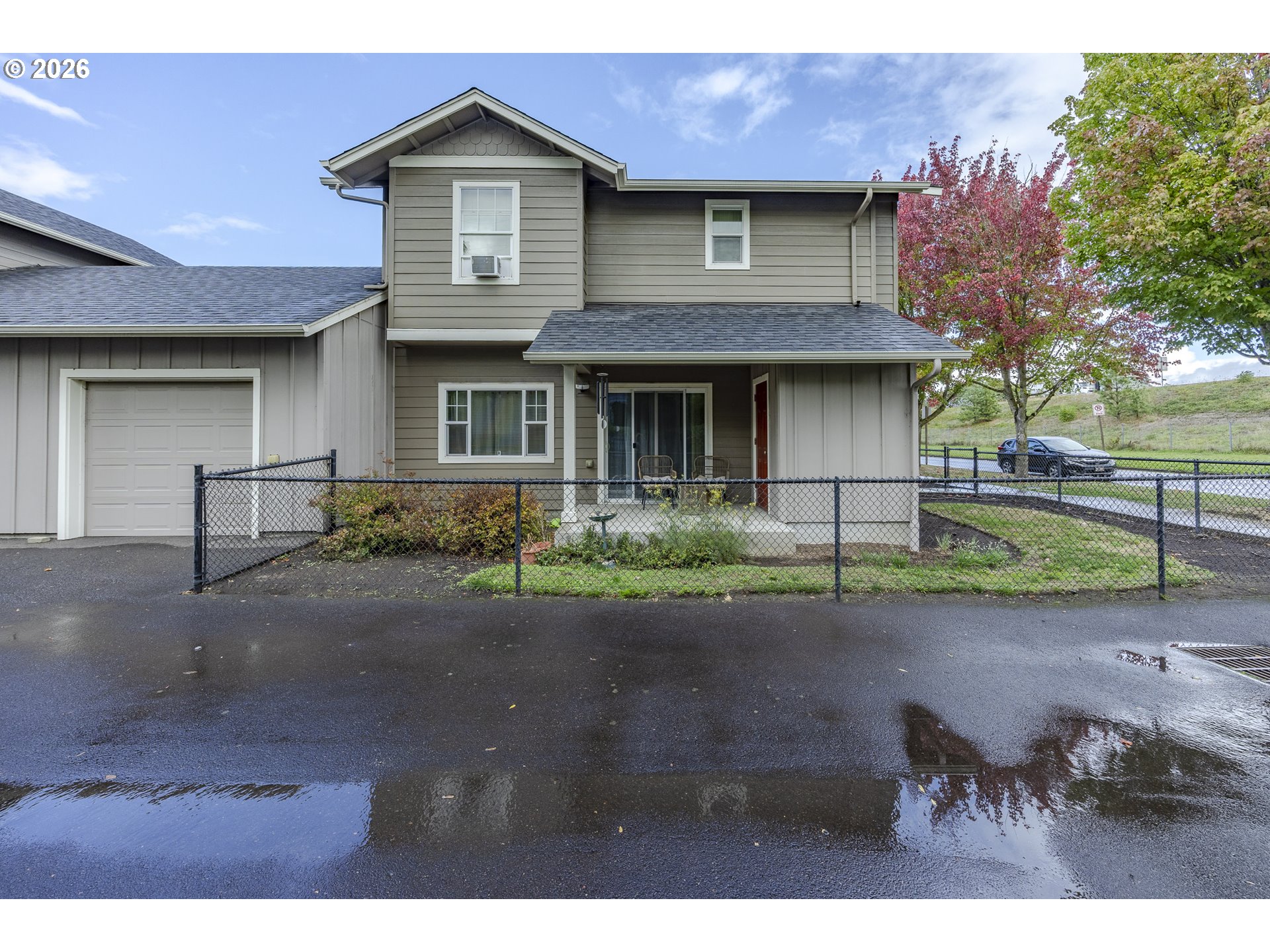 25 N JEFFERSON ALY, Eugene, OR 97402, photo 8 of 20