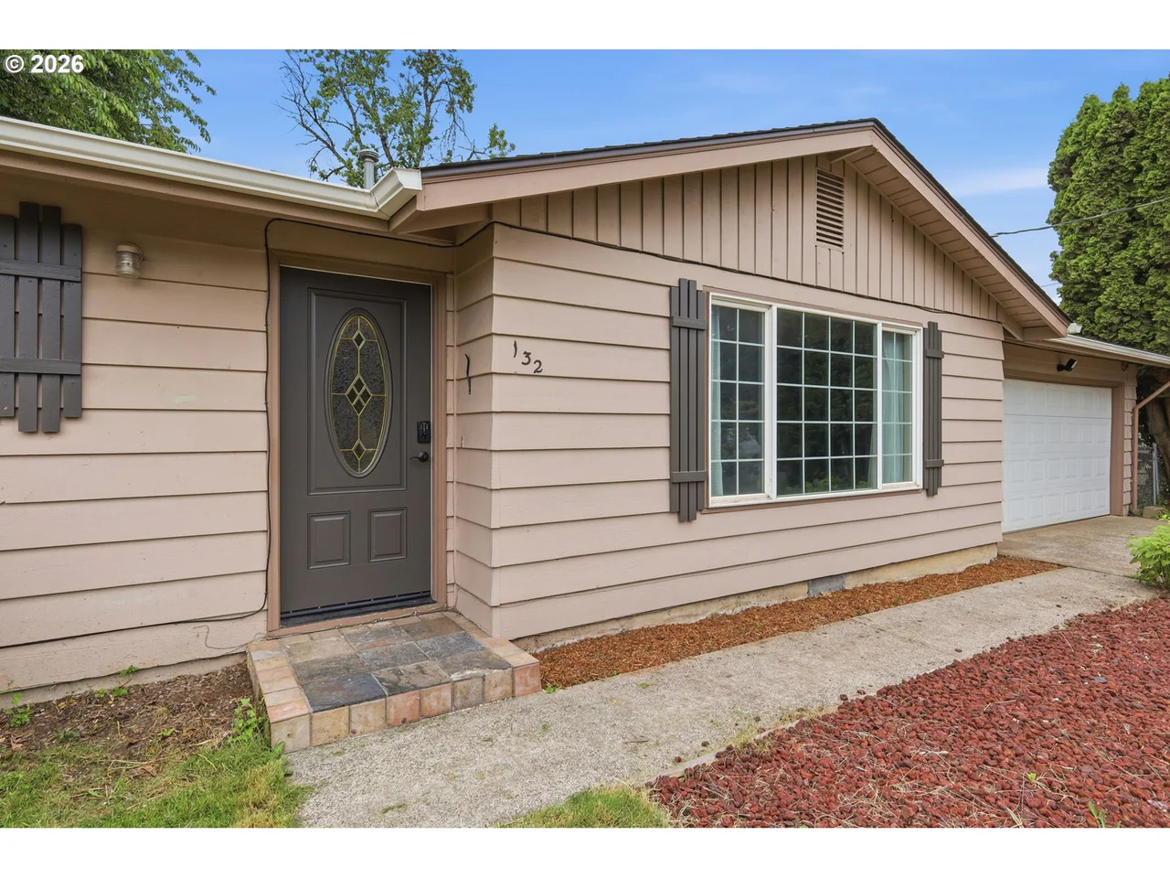 132 FORMAC AVE, Eugene, OR 97404, photo 4 of 34