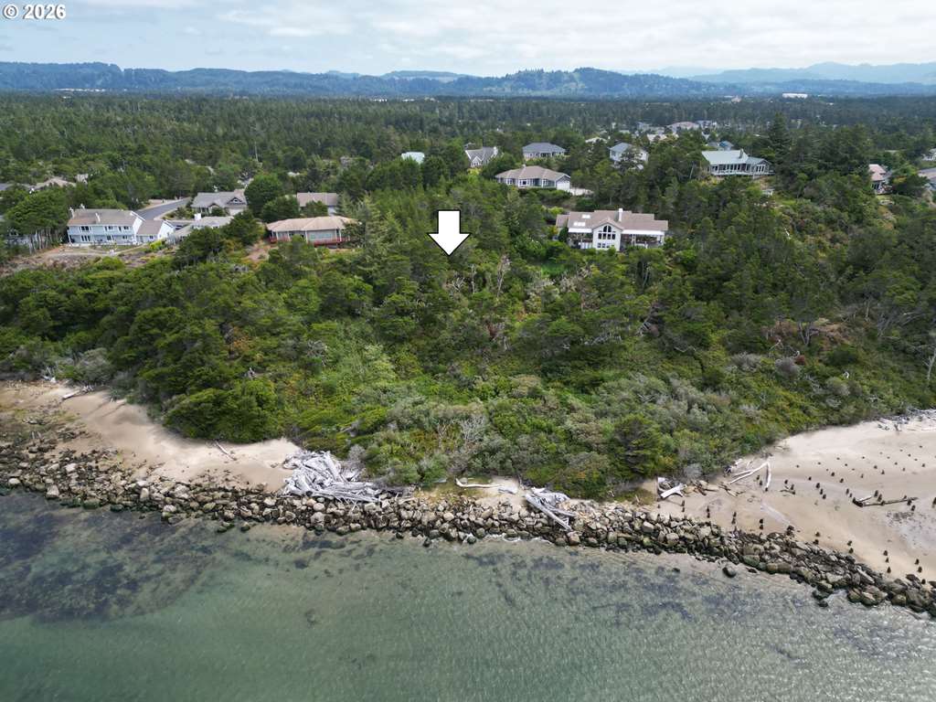 Lot 17 Shoreline Dr.