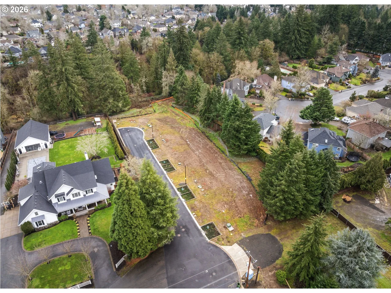 28700 SW CANYON CREEK RD S, Wilsonville, OR 97070, photo 2 of 7