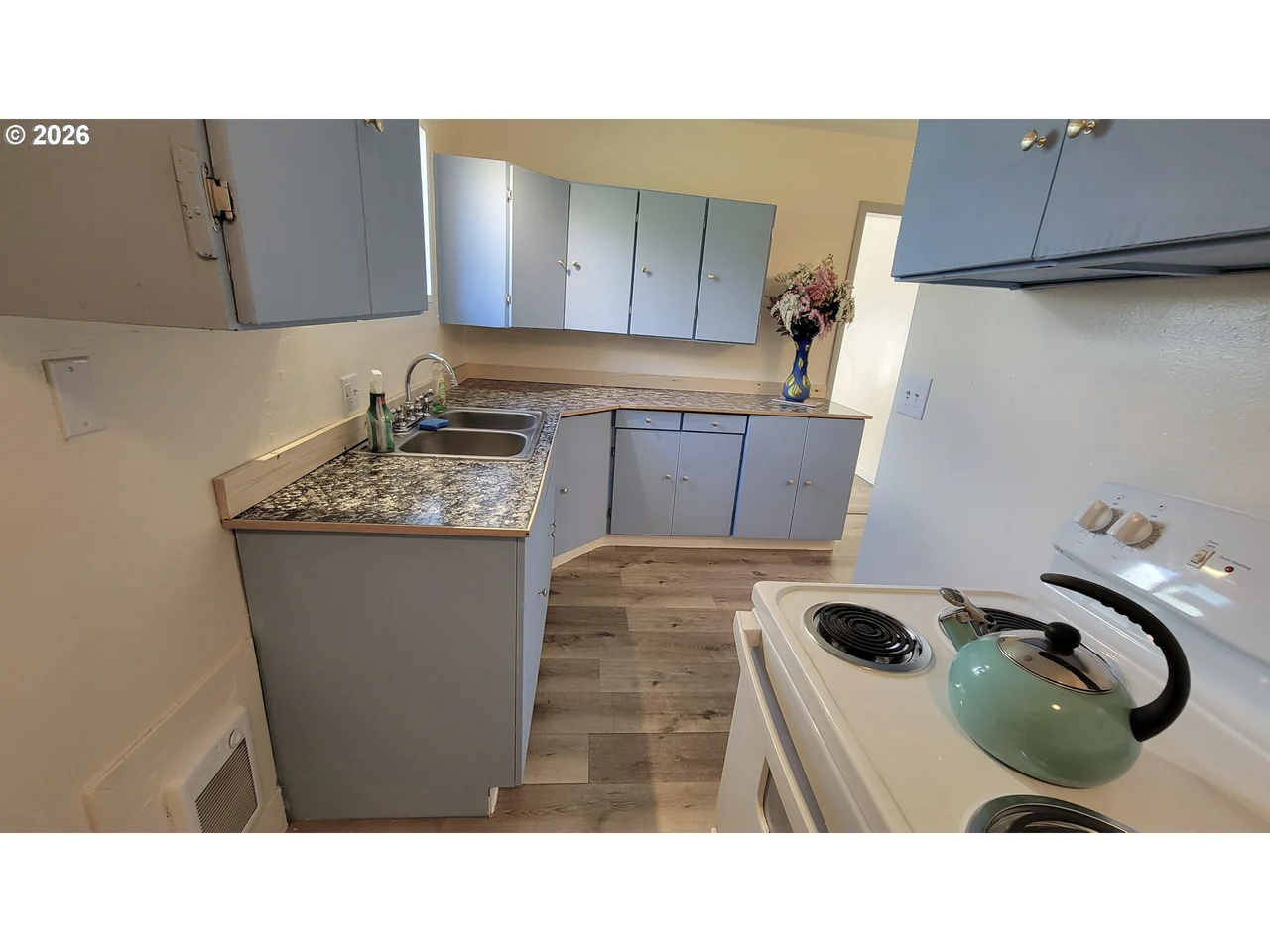 400 STATE ST, North Bend, OR 97459, photo 7 of 30
