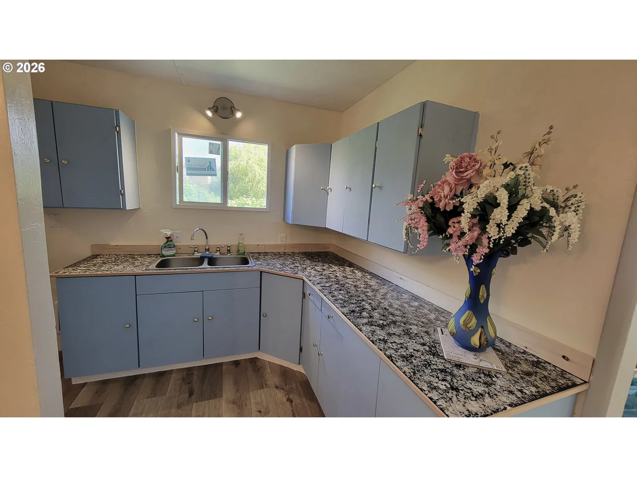 400 STATE ST, North Bend, OR 97459, photo 6 of 30
