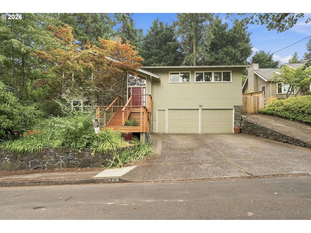 1960 W 25th Ave