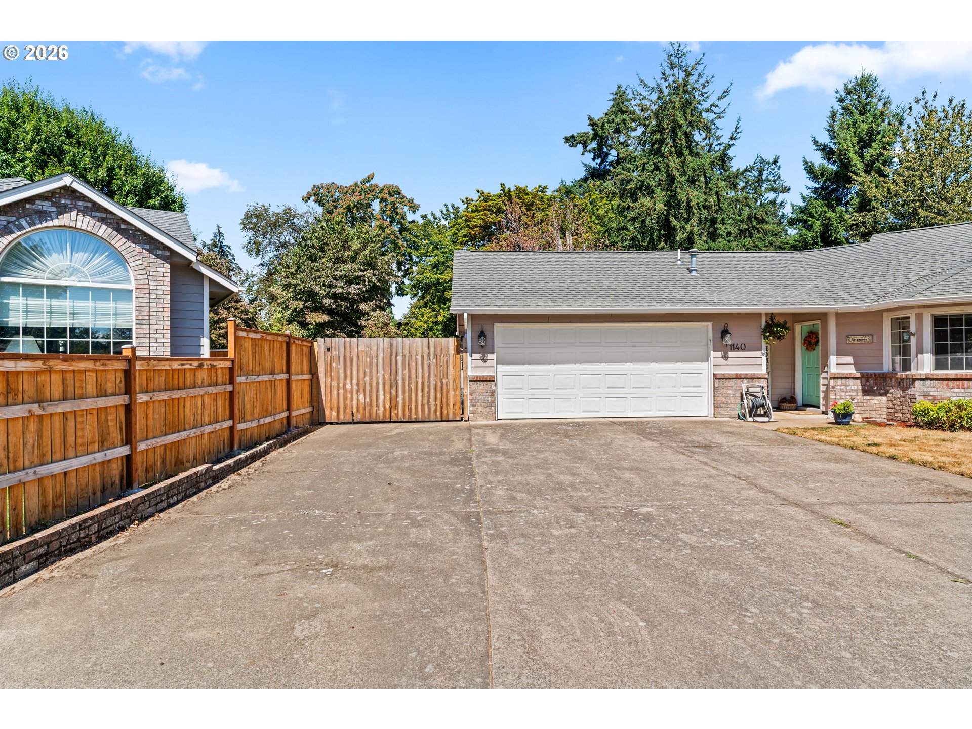 1140 TRAIL AVE, Eugene, OR 97404, photo 2 of 31