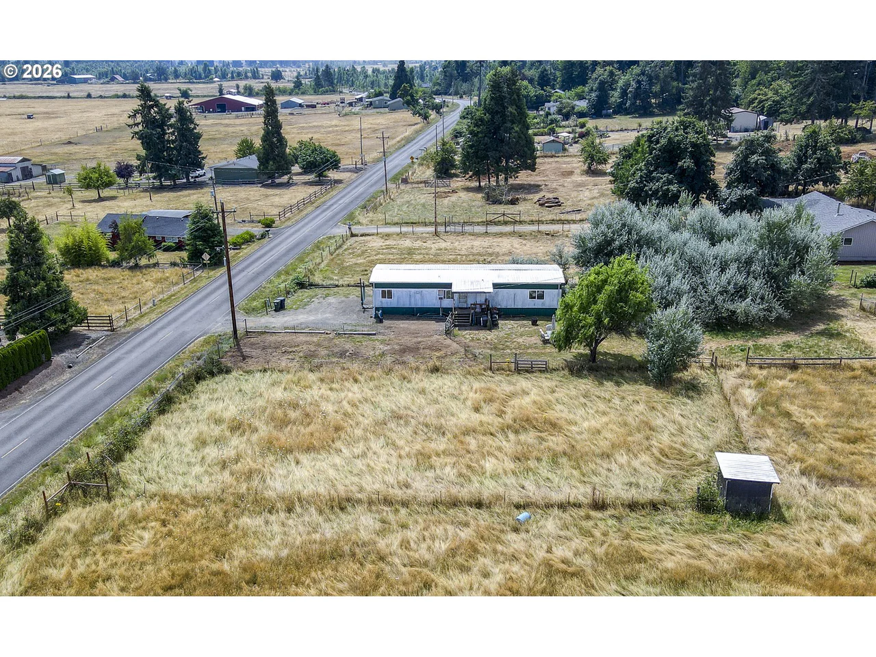 82784 HOWE LN, Creswell, OR 97426, photo 4 of 12