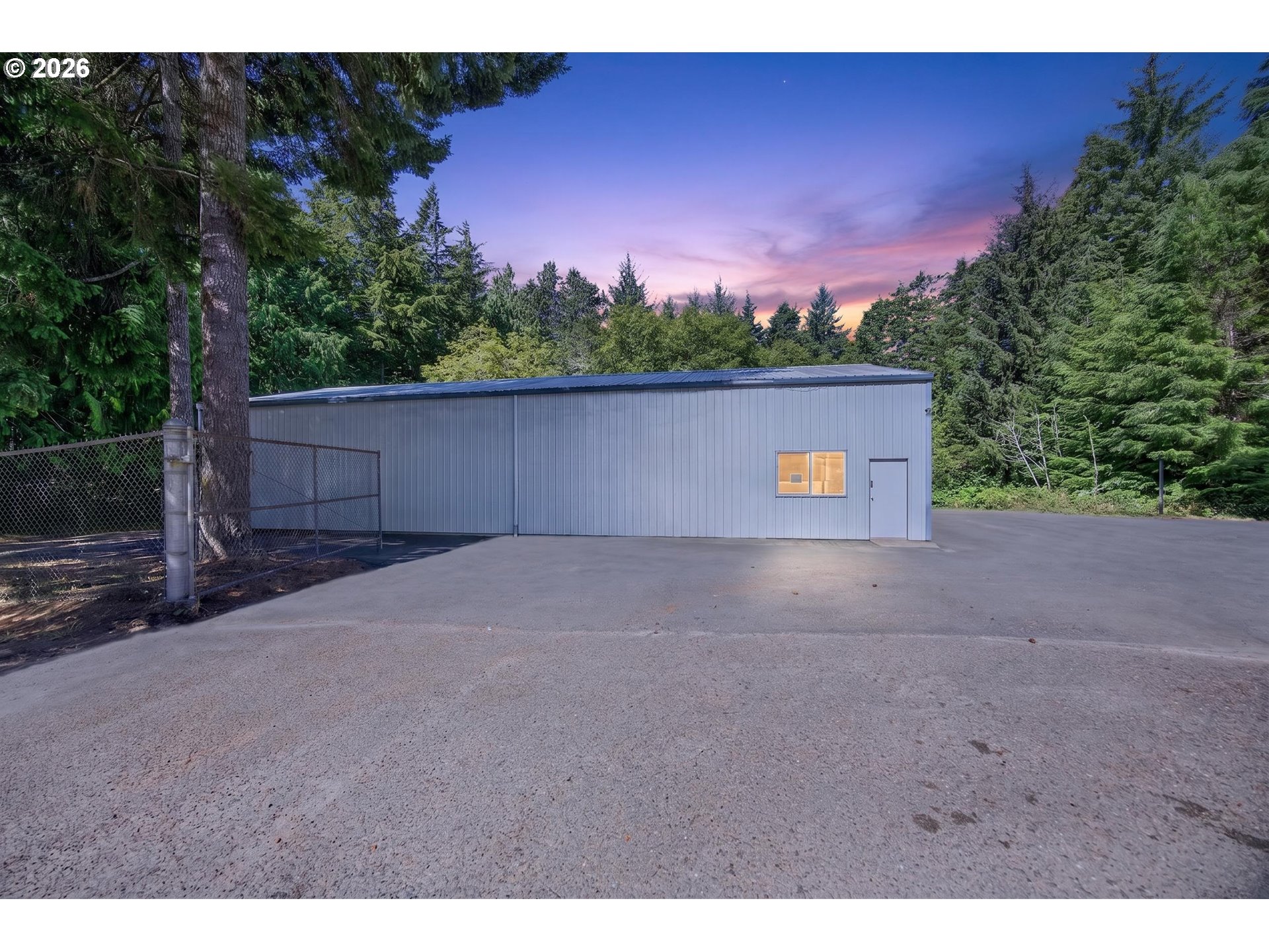 85340 HIGHWAY 101, Florence, OR 97439, photo 2 of 36