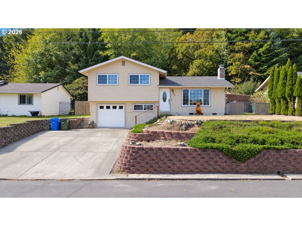 460 Westmont Dr