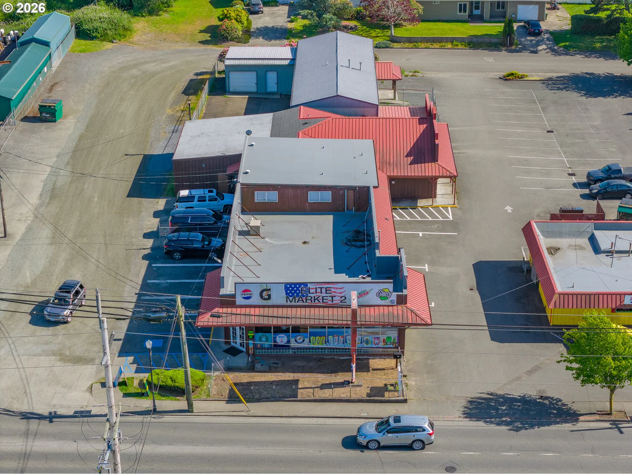 1195 NEWMARK AVE, Coos Bay, OR 97420, photo 1 of 48
