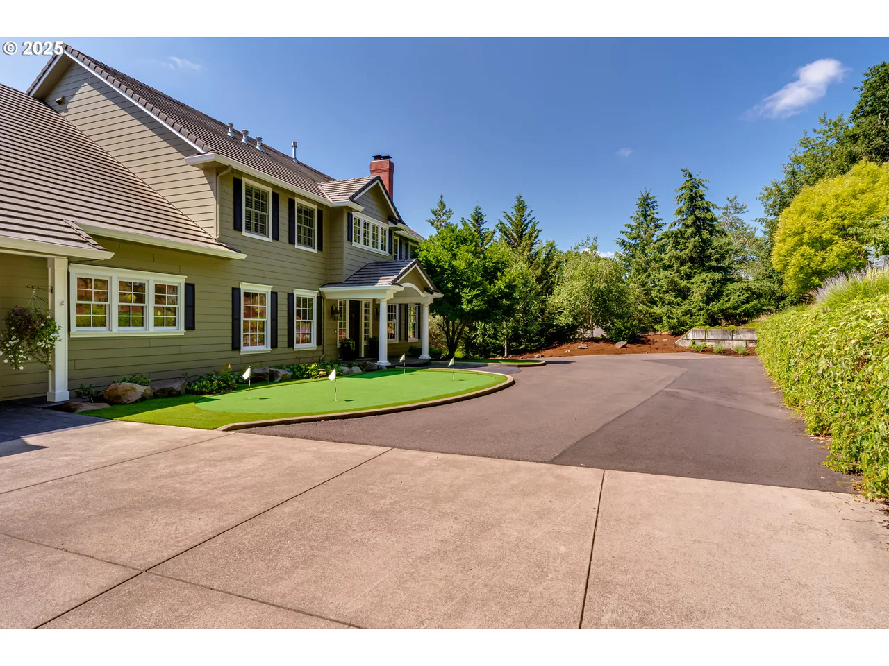 2030 W 34TH AVE, Eugene, OR 97405, photo 4 of 48