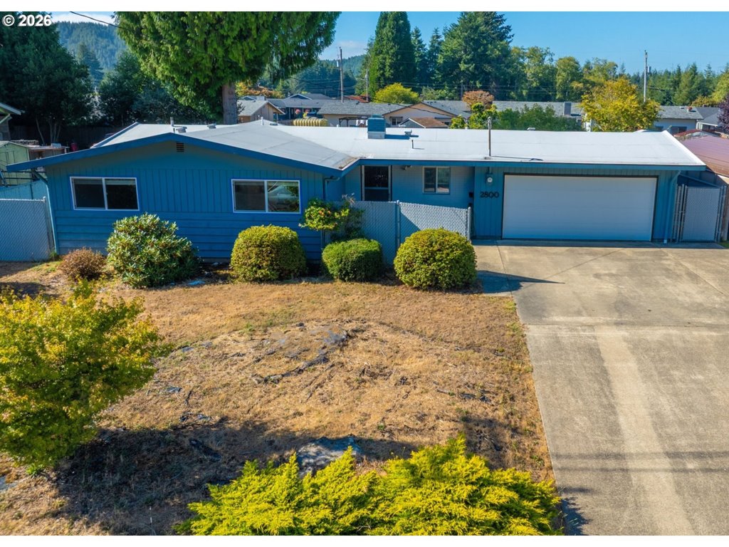 2800 Ridgeway Dr