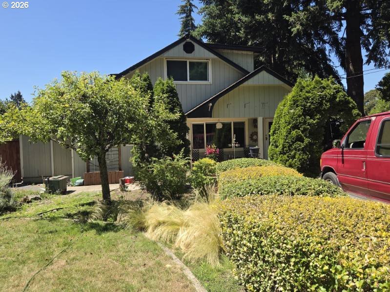 1575 Horn Ln