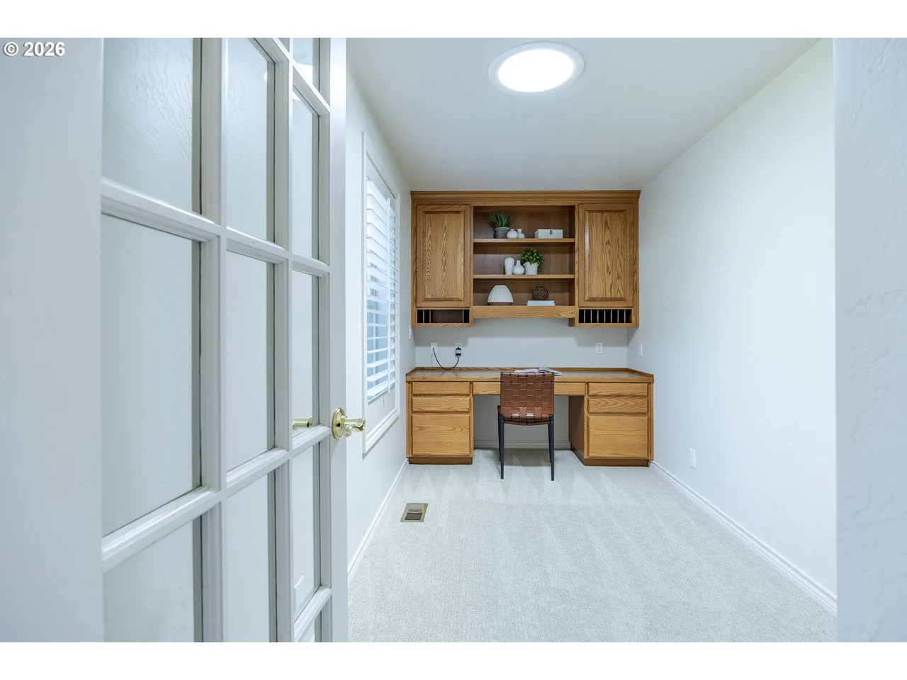 410 SPYGLASS DR, Eugene, OR 97401, photo 6 of 48