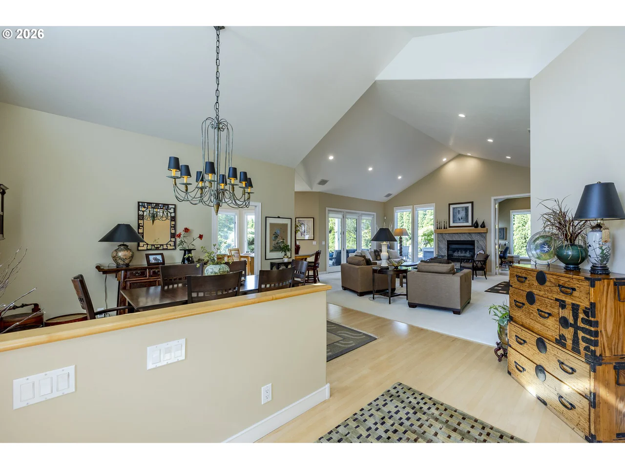 755 SAND AVE, Eugene, OR 97401, photo 7 of 45
