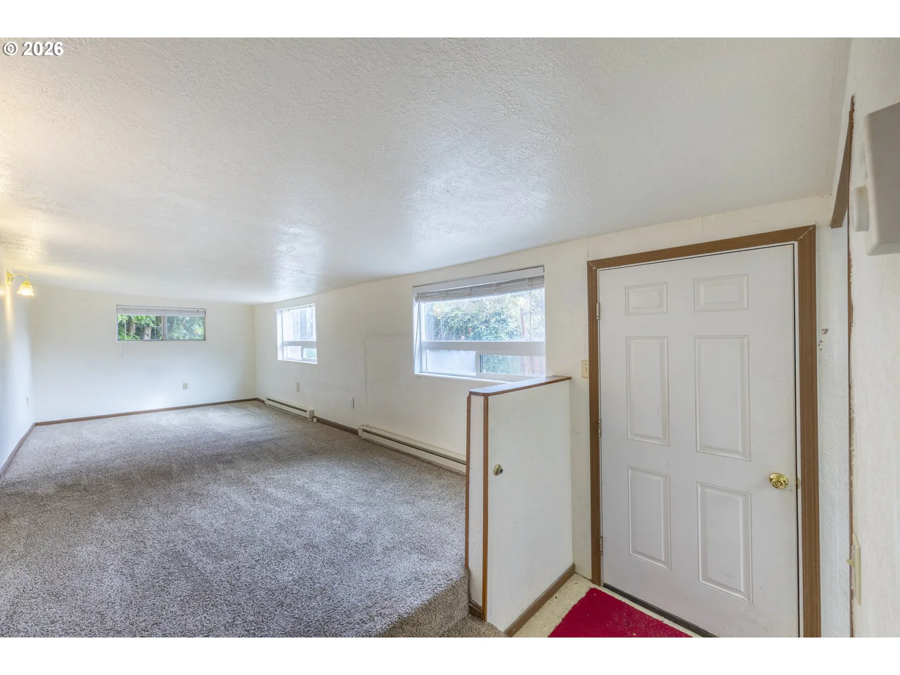 220 SW 29TH ST, Newport, OR 97365, photo 5 of 12