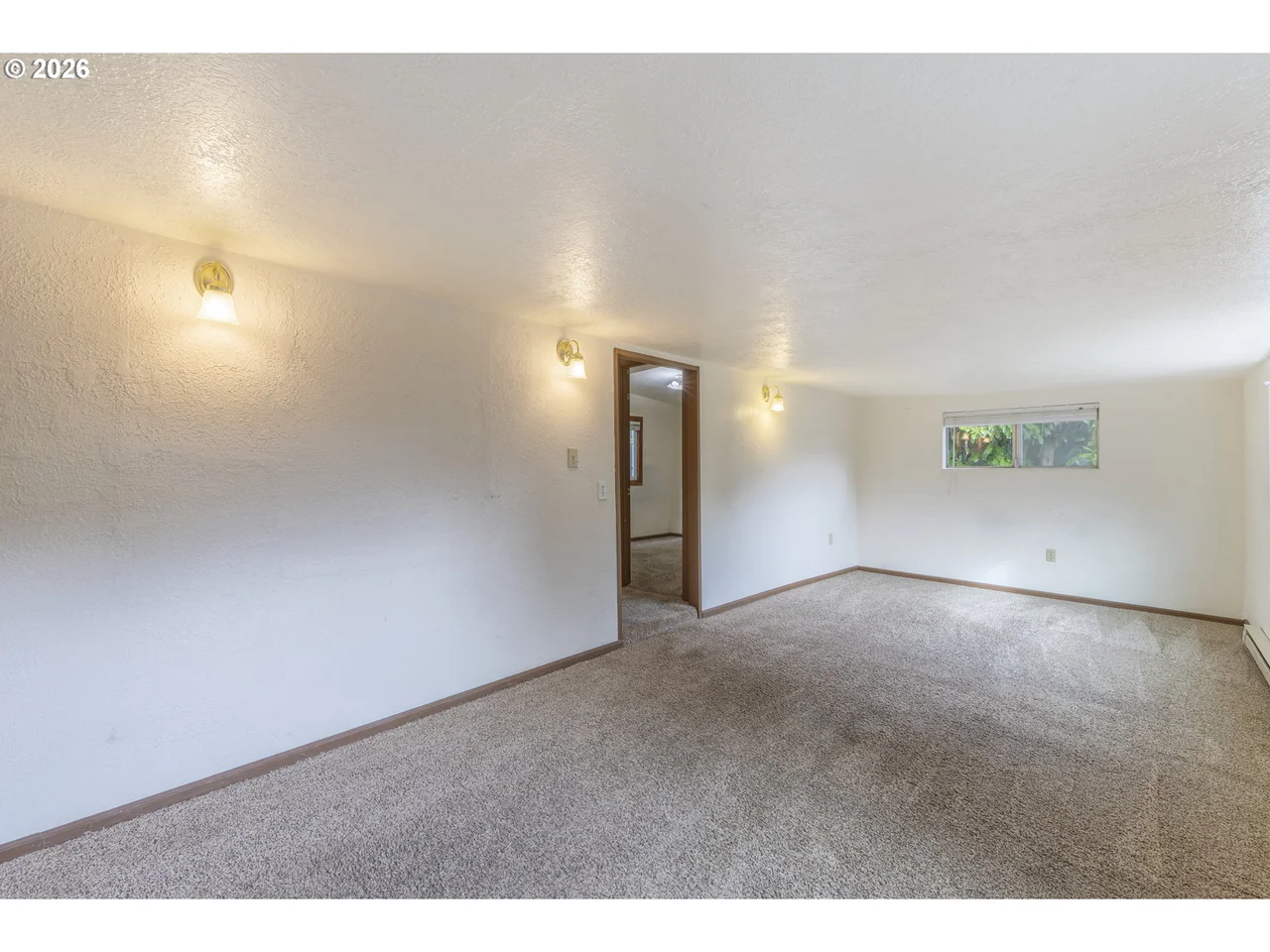 220 SW 29TH ST, Newport, OR 97365, photo 6 of 12