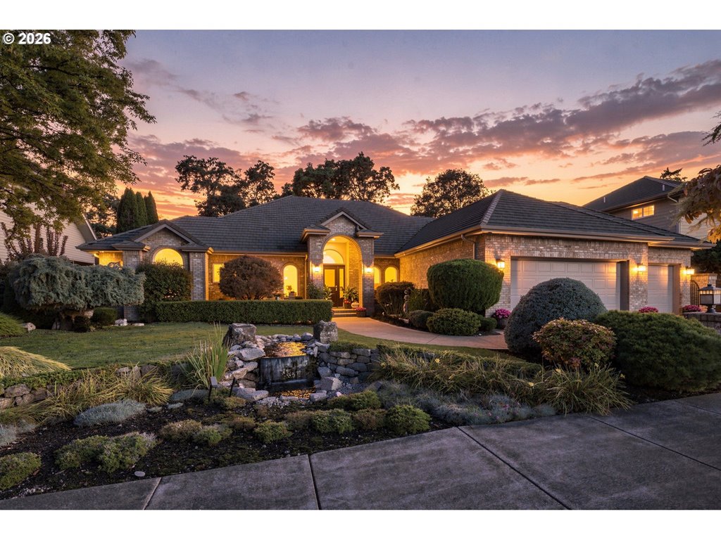 3910 Mirror Pond Way
