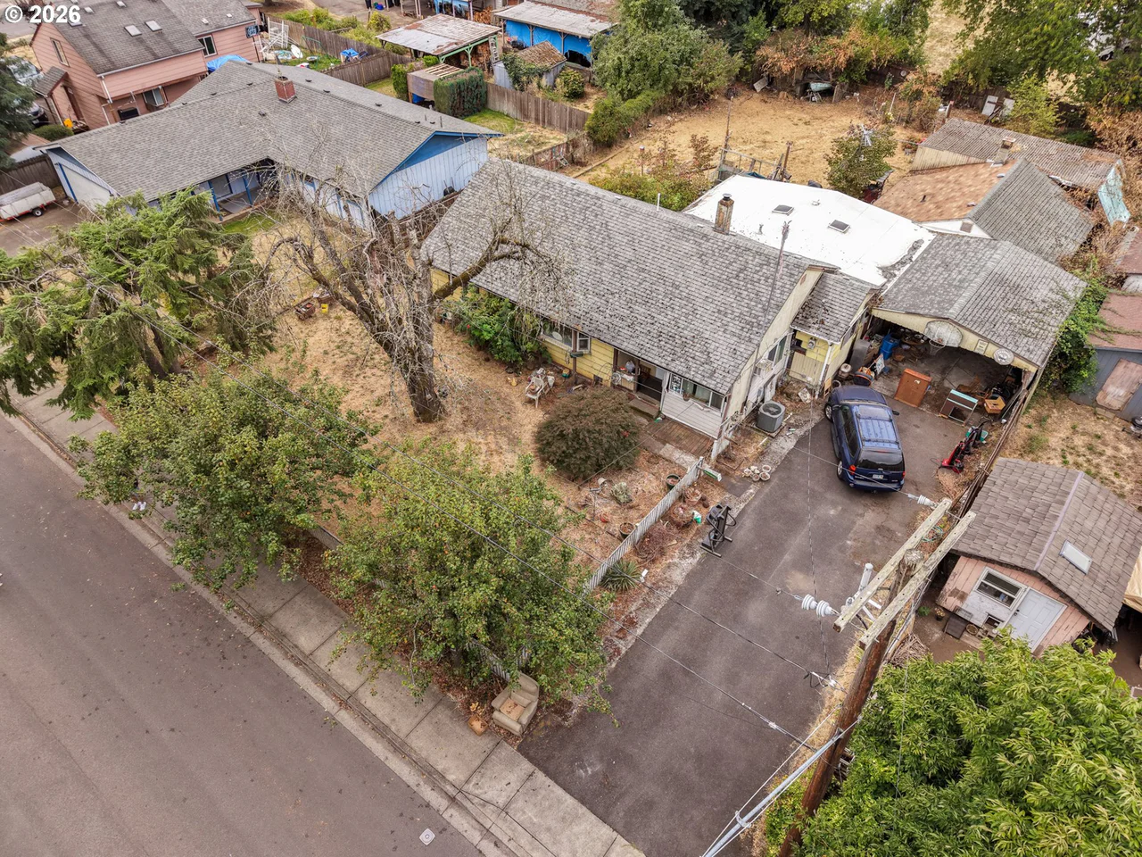246 S 34TH ST, Springfield, OR 97478, photo 4 of 21