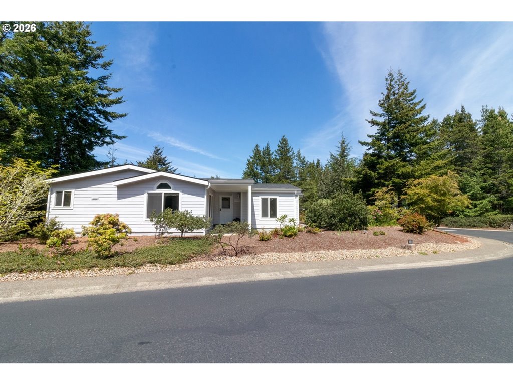 499 Sherwood Loop