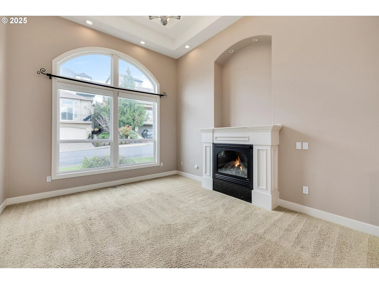 620 INVERNESS CT, Salem, OR 97306, photo 7 of 37