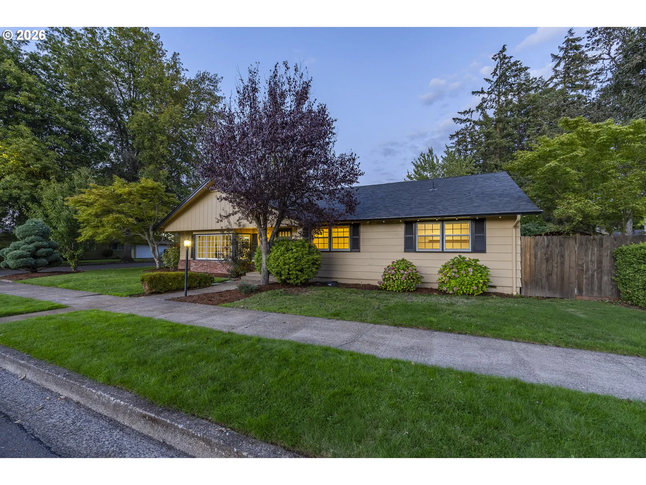 1865 TABOR ST, Eugene, OR 97401, photo 2 of 48