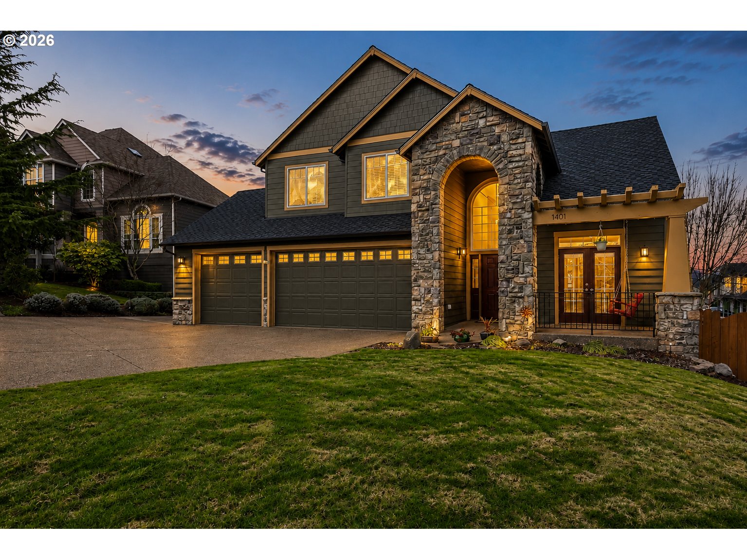 1401 Ranier Loop NW