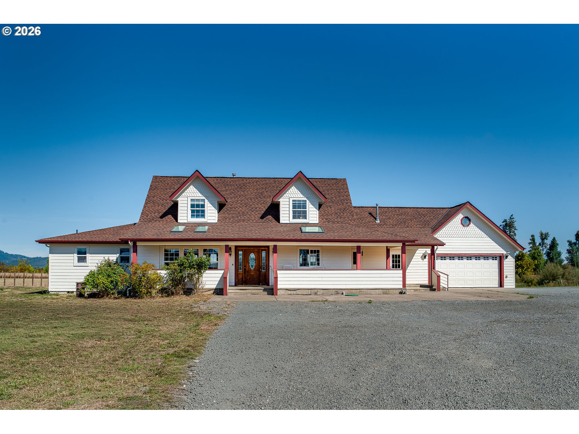 33195 CAMAS SWALE RD, Creswell, OR 97426, photo 3 of 46